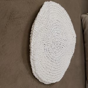 Steve Madden Crochet Paper Beret NWOT
